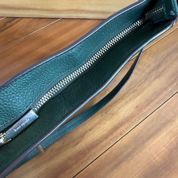 Kate Spade Forest Green Crossbody Minimal Chic Capsule Wardrobe Everyday Luxury - Picture 5 of 12